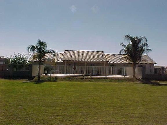 2nd image of 662 W VIA DE PALMAS Street