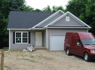 957 Woodward Ave, Akron, OH 44310