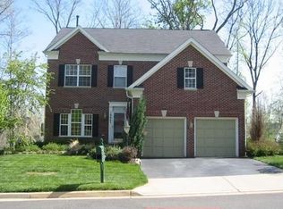 10045 Cairn Mountain Way, Bristow, VA 20136