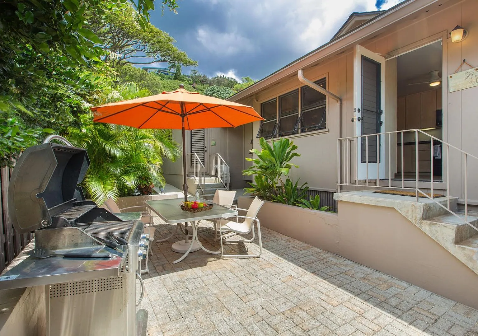 5bd/3ba Private Island Retreat Home w/ A/C & Ocean Views. Hale Poola — Photo 2