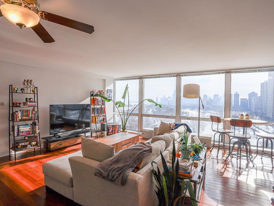 1st image of 330 W Diversey Pkwy APT 1405