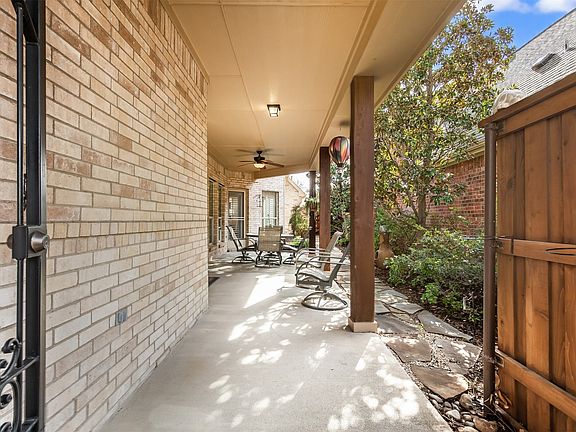 3rd image of 8024 New Kent Rd