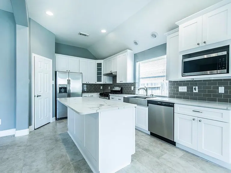 6311 Piedra Negras Ct — Photo 8