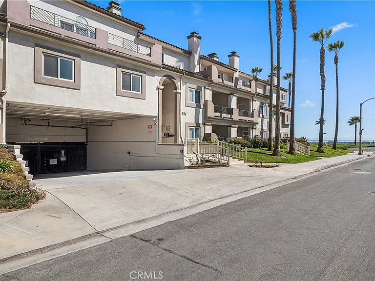 1516 Pacific Coast Hwy #304 — Photo 21