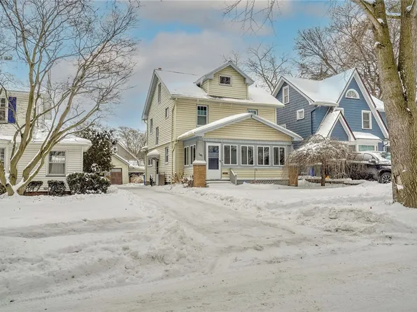 141 Colebourne Rd, Rochester, NY 14609