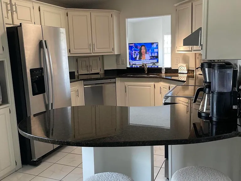 3416 Feriwinkle Ct — Photo 6