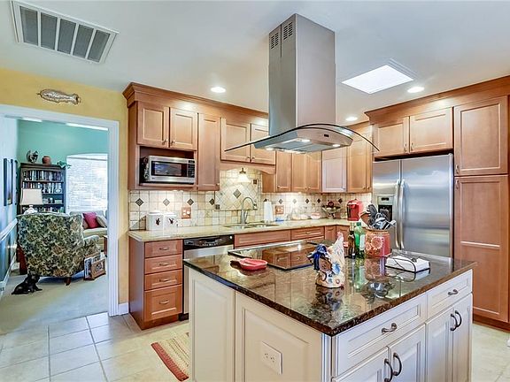 4th image of 7229 Timberidge Dr