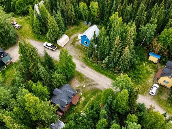 615 Sheep Creek Rd, Fairbanks, AK 99709