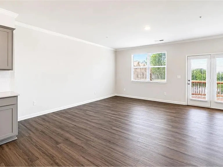 3618 Georgia Ave — Photo 15
