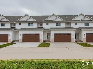 812 Spruce St NW, Bondurant, IA 50035