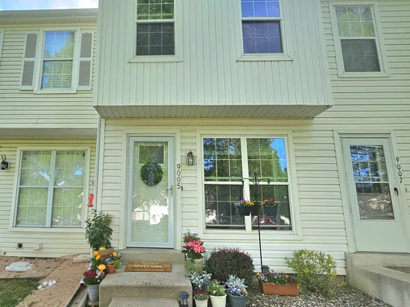 9005 W Floyd Ave, Lakewood, CO 80227