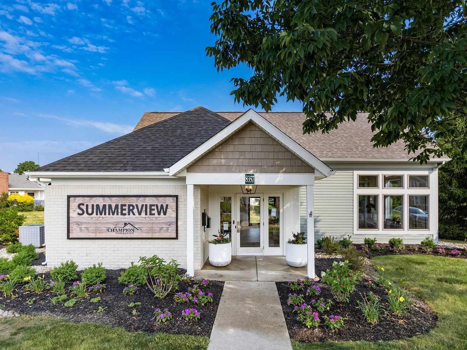 Summerview — Photo 1