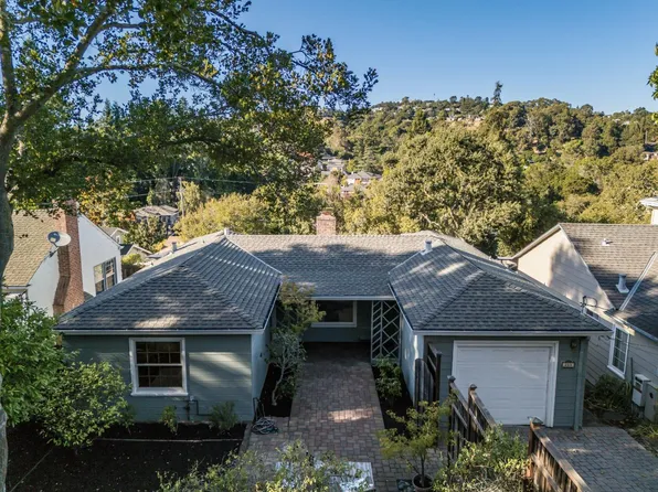 200 Manor Dr, San Carlos, CA 94070