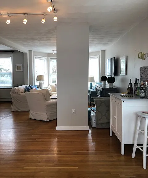 383 Maverick St #2 — Photo 5