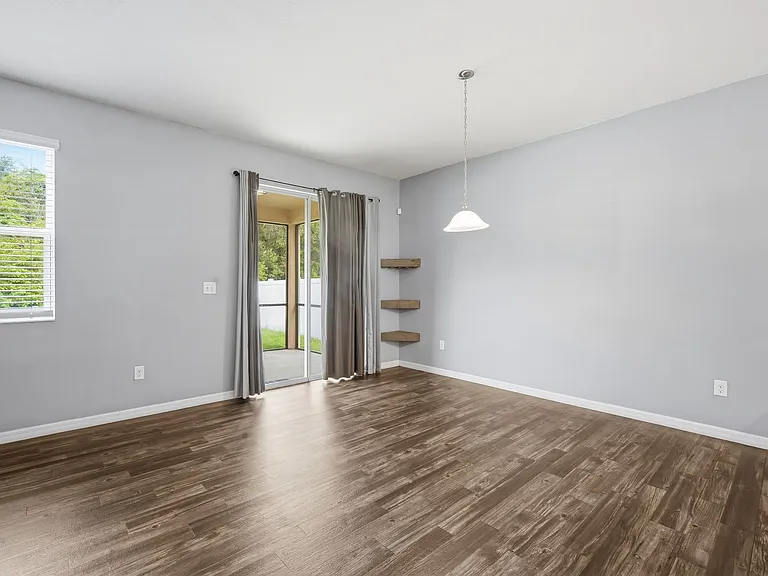 9108 Freedom Hill Dr — Photo 15