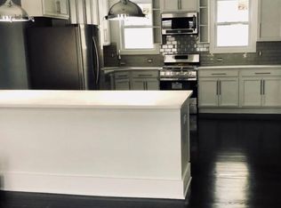 345 Ridgefield Ave #1, Bridgeport, CT 06610