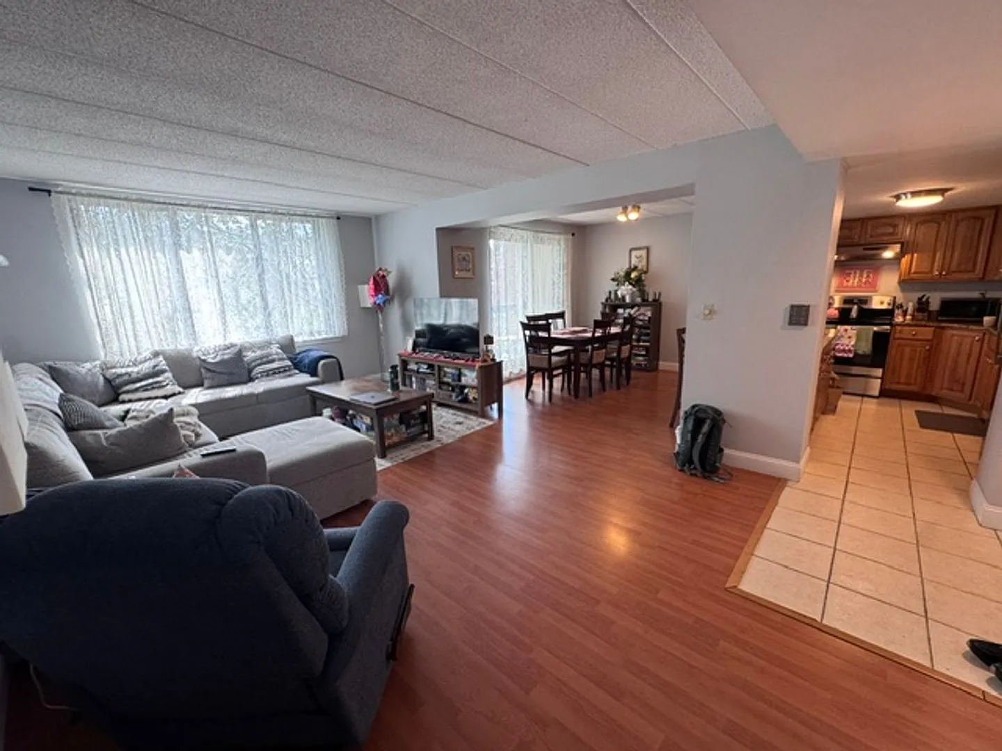 No Fee Parking Included A/C!! W/D In-Unit! 2 Bed/2 Bath With Balcony & Dining Room Avail 9/1 — Photo 3