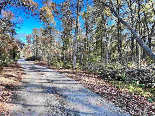 1005 E 100 S, Reynolds, IN 47980