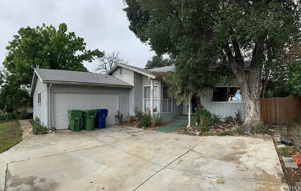 1st image of 13467 Astoria St