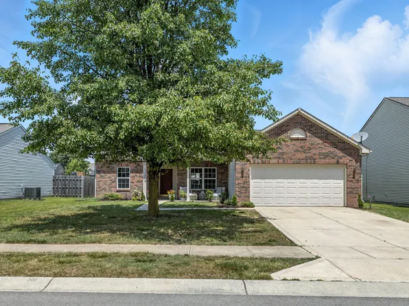 12404 Titans Dr, Fishers, IN 46037