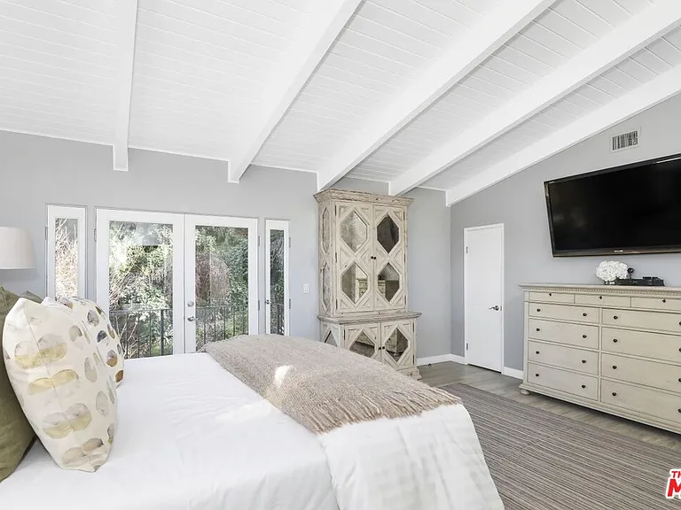 2154 Sunset Crest Dr — Photo 14