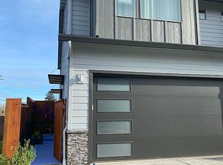 8731 NE 43rd Pl, Vancouver, WA 98665