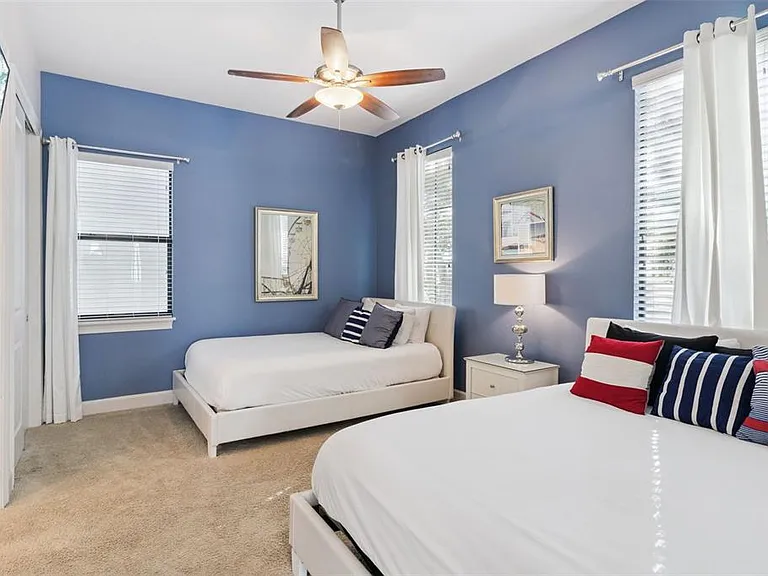 7423 Sparkling Ct — Photo 22
