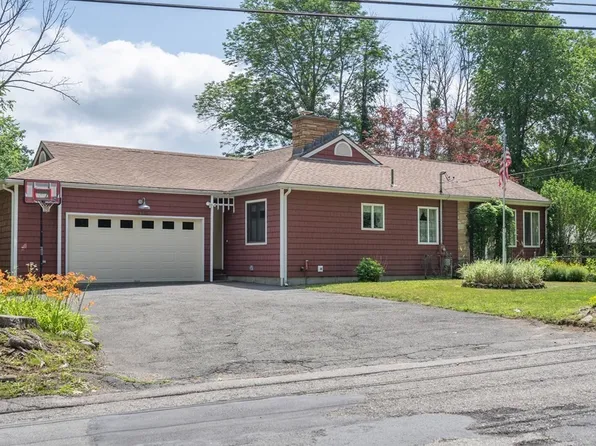 353 Dennison Dr, Southbridge, MA 01550