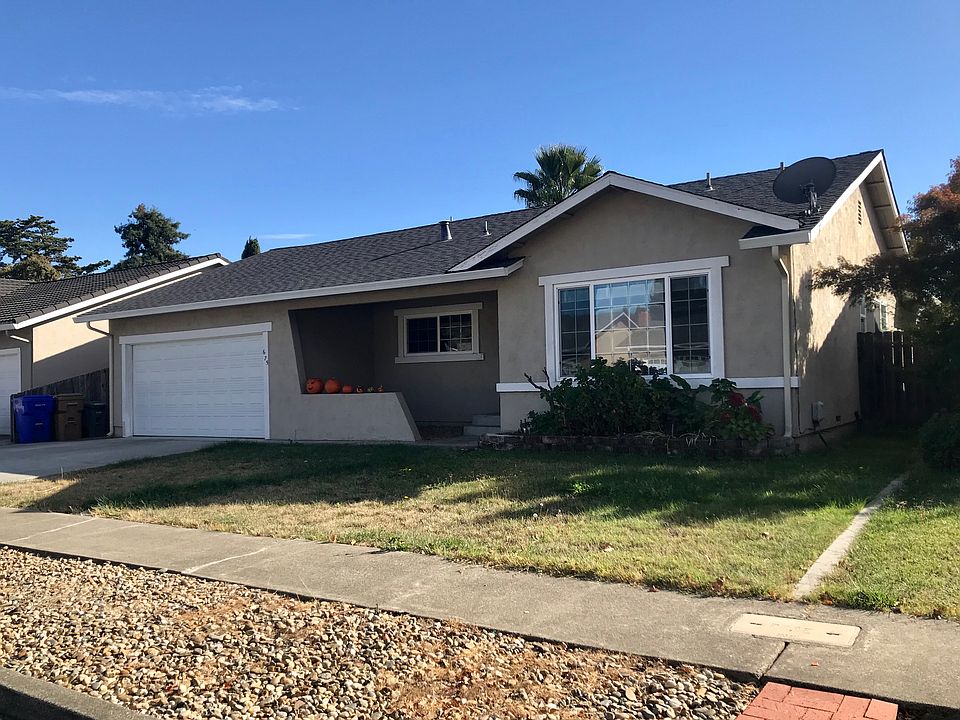 1st image of 675 Costa Dr