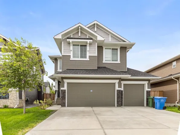 265 N Sandpiper Blvd, Chestermere, AB T1X 0Y4