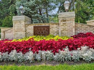 301 Riveredge Dr, Chatham, NJ 07928