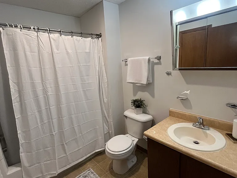 Bathrooms have linen closets