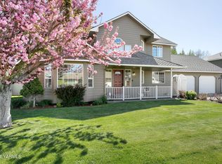 1521 S 69th Ave, Yakima, WA 98908