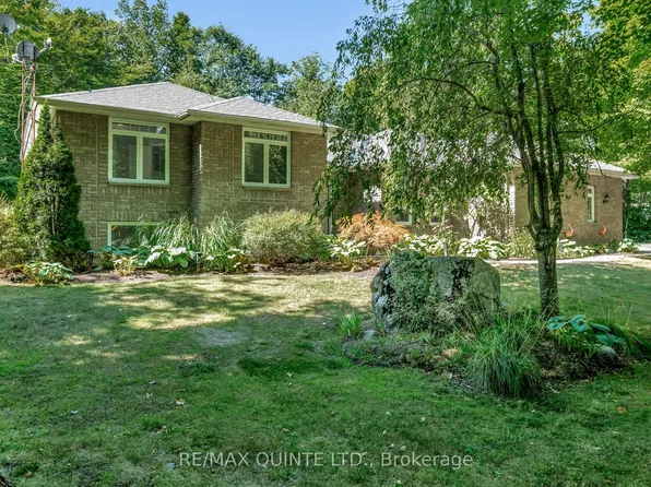 291 Colonial Dr, Quinte West, ON K8V 5P4