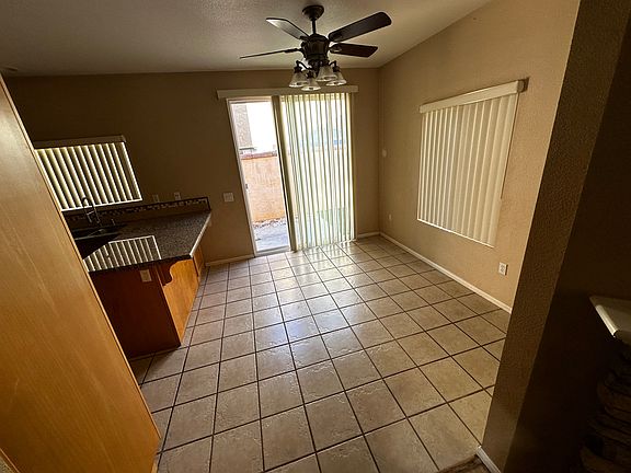 2nd image of 547 Hart Dr Unit 6