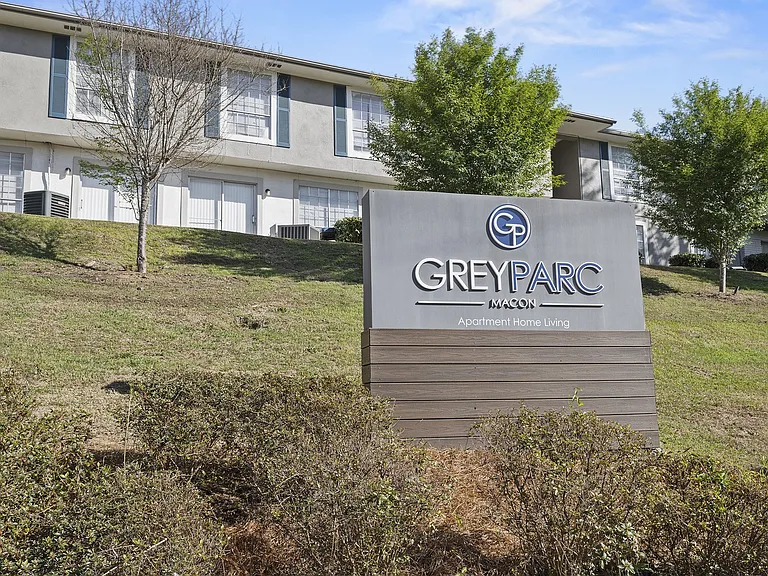 Grey Parc of Macon — Photo 25