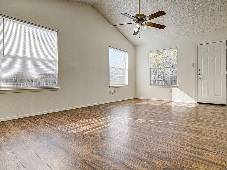 8110 W Gate Blvd #B — Photo 11