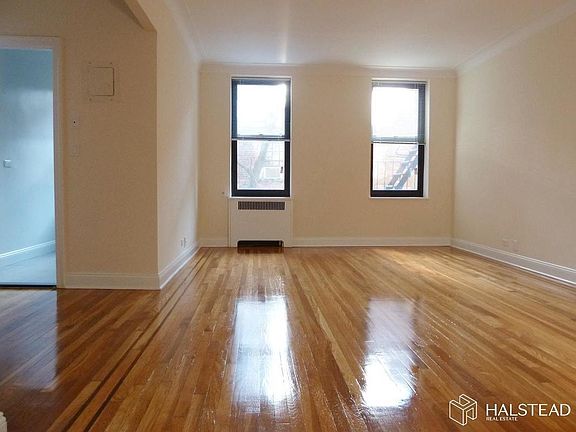 4th image of 310 E 75th St APT 6b
