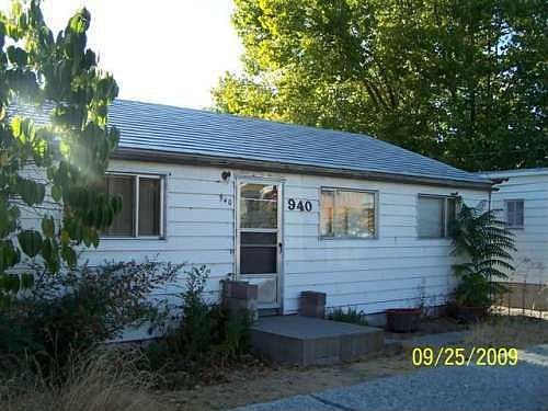 1st image of 940A N Baker Ave