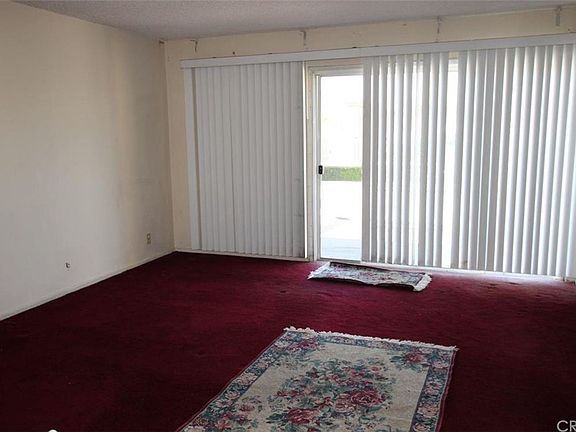 4th image of 1646 W Sallie Ln