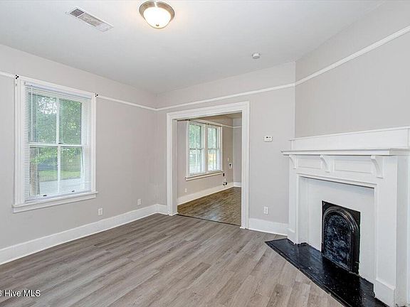 5th image of 107 Ellis Street
