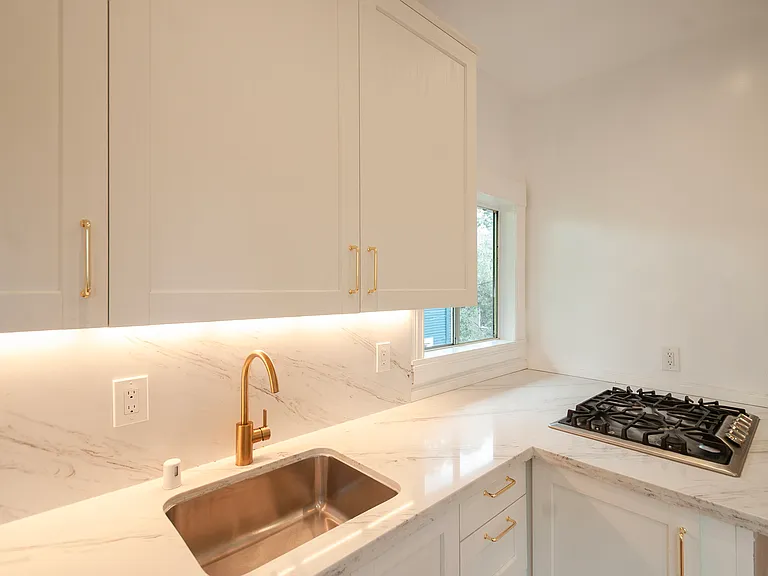2208 Ward St #C — Photo 8