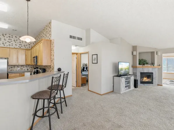 11294 London Ct NE, Blaine, MN 55449