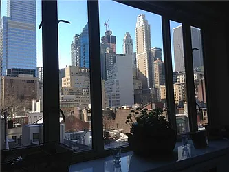 Rented by BARNES New York
