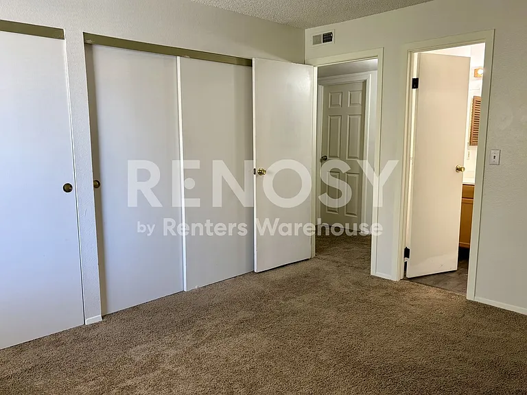18003 E Ohio Ave #201 — Photo 6