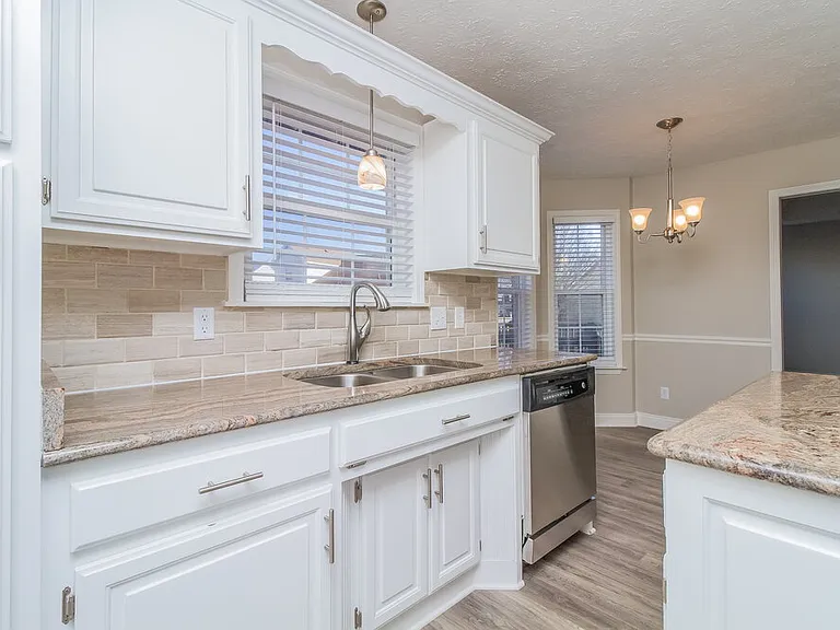 713 Almondwood Pl — Photo 7