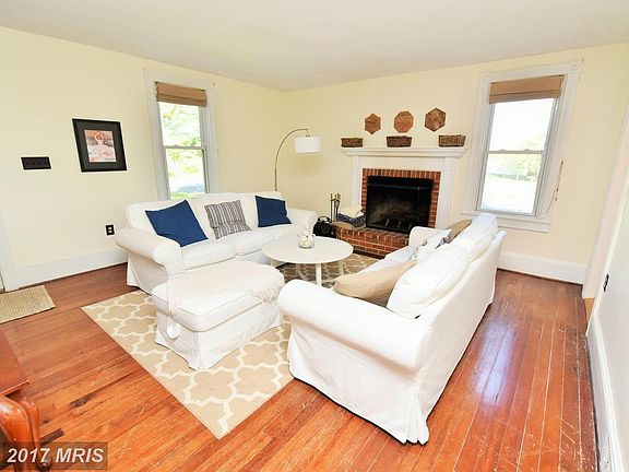 Living Room with Fireplace