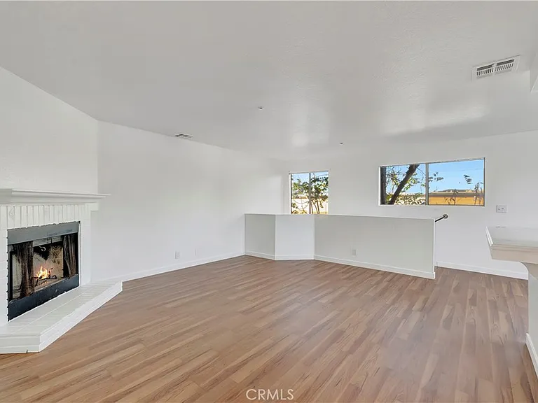609 E Phillips Blvd — Photo 16