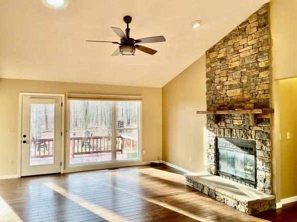 1721 Ridge Cliff Dr, Monteagle, TN 37356