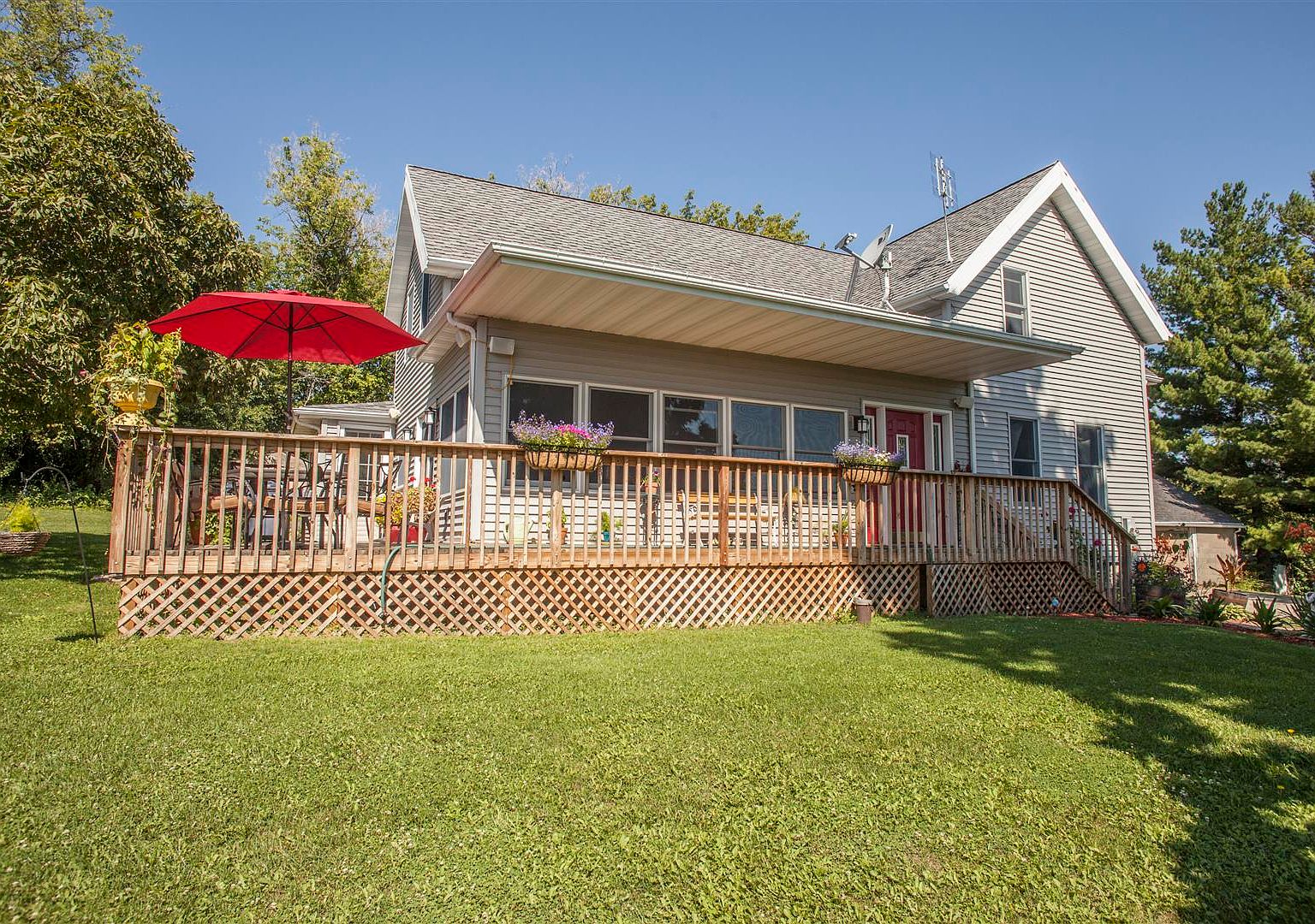 N5973 Coffee Rd, Johnson Creek, WI 53038 | Zillow